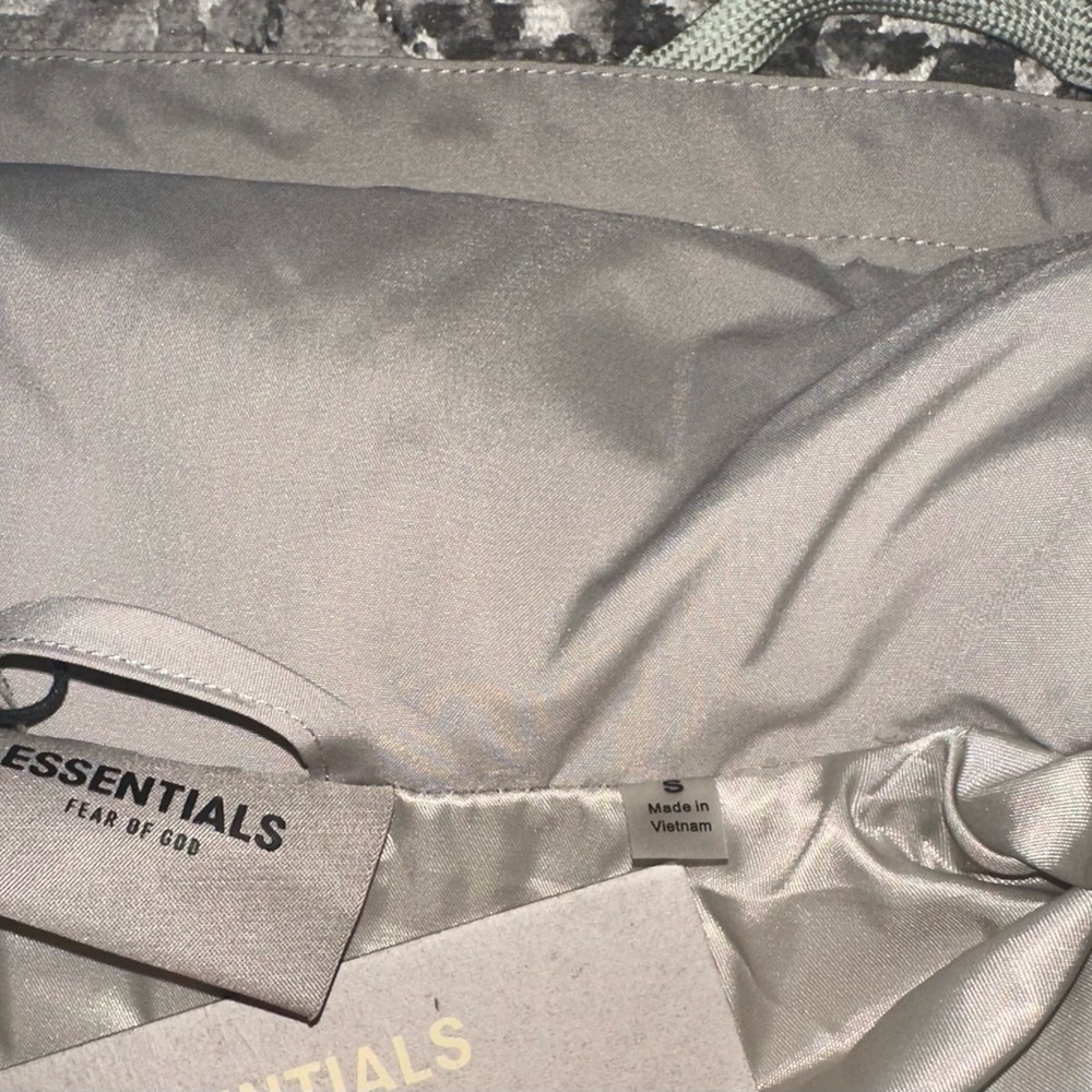 Essential puffer - Picture 10 of 10